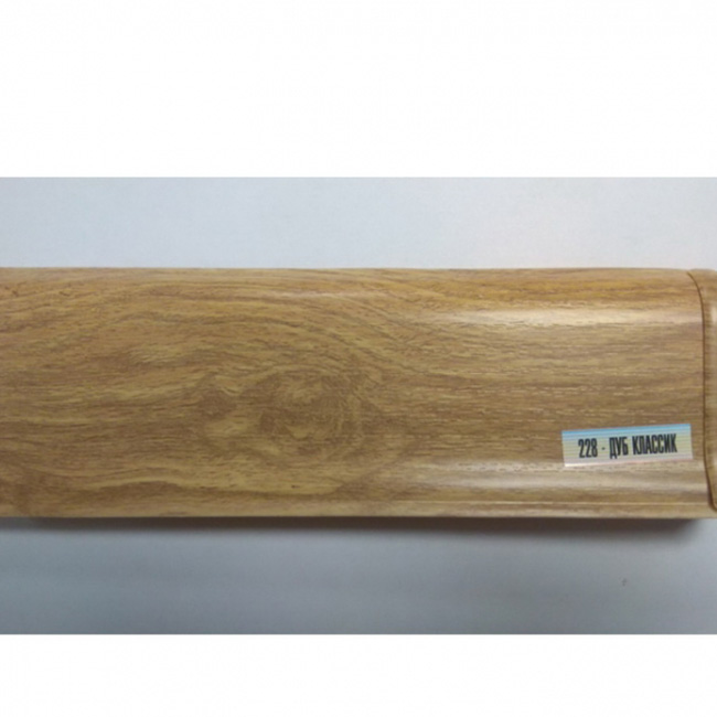 Напольный плинтус ПВХ Ideal Люкс Дуб классик 228